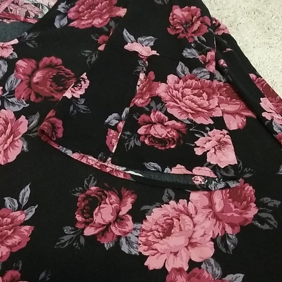 TORRID WOMEN'S FLORAL TOP - Picture 9 of 13